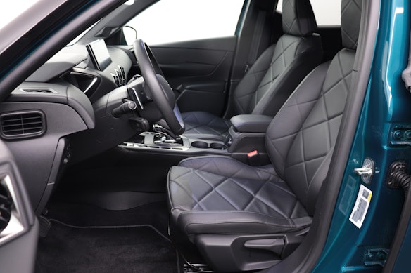 DS AUTOMOBILES DS3 Crossback 1.2 PureTech 155 Bastille 2