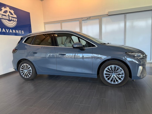 BMW 230e xDrive Active Tourer 2