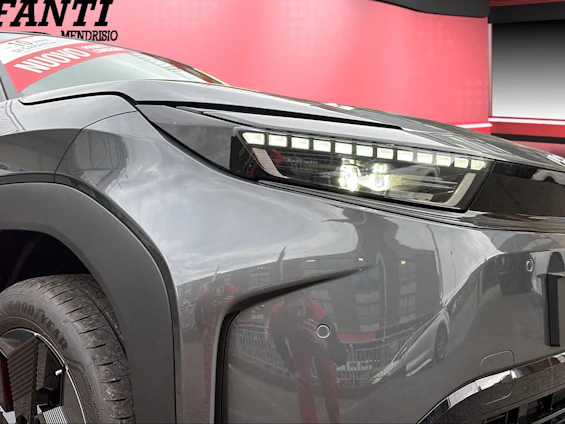 immagine del veicolo 5 immagine del veicolo 5