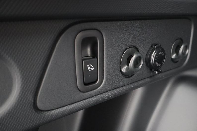 Vehicle image SUBARU FORESTER