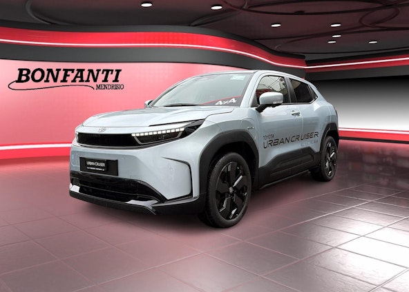 First vehicle image First vehicle image