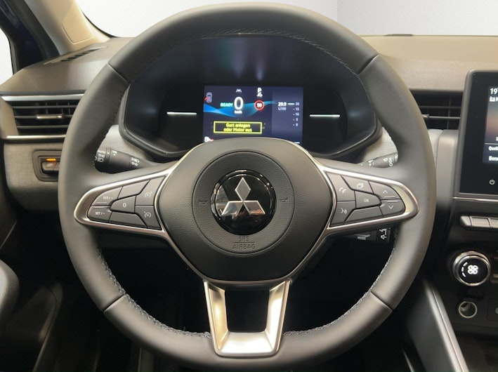 Vehicle image MITSUBISHI COLT