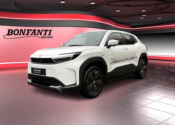 First vehicle image First vehicle image