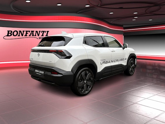 Vehicle image 10 Vehicle image 10