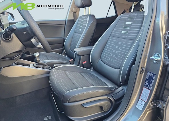 Vehicle image 7 Vehicle image 7