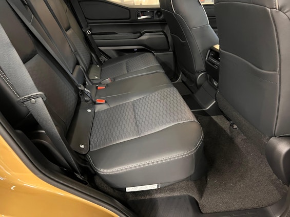 Vehicle image 11 Vehicle image 11