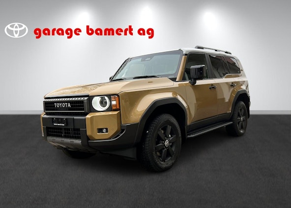 First vehicle image First vehicle image