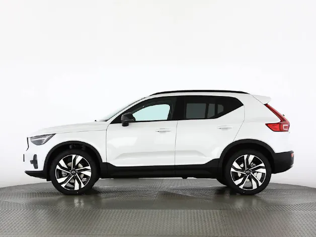 Volvo XC40 2.0 B4 MH Ultra Dark