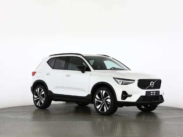 Volvo XC40 2.0 B4 MH Ultra Dark
