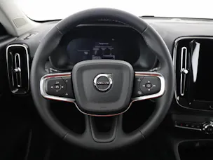 Volvo XC40 2.0 B4 MH Ultra Dark