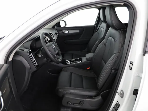 Volvo XC40 2.0 B4 MH Ultra Dark