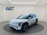 First vehicle image
