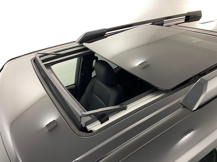 Vehicle image TOYOTA LANDCRUISER