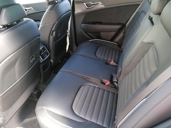 Vehicle image 8 Vehicle image 8