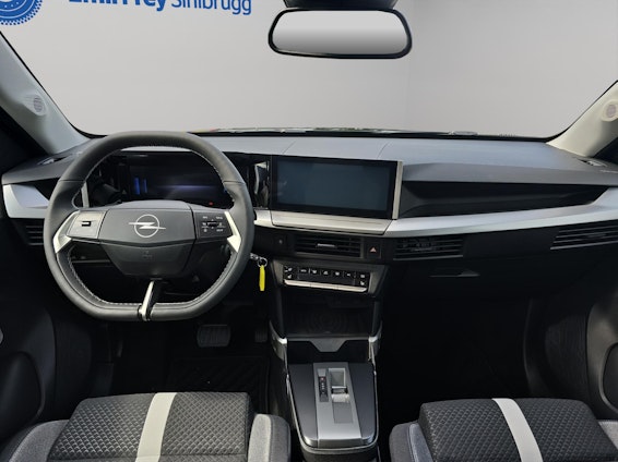 Vehicle image 11 Vehicle image 11