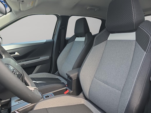 OPEL Frontera 1.2 T HEV 145 GS 3