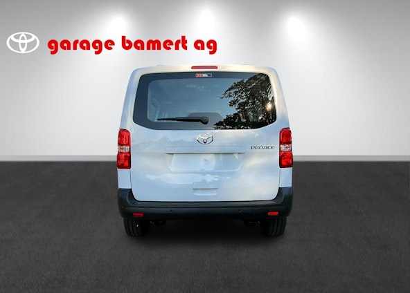 Vehicle image 4 Vehicle image 4