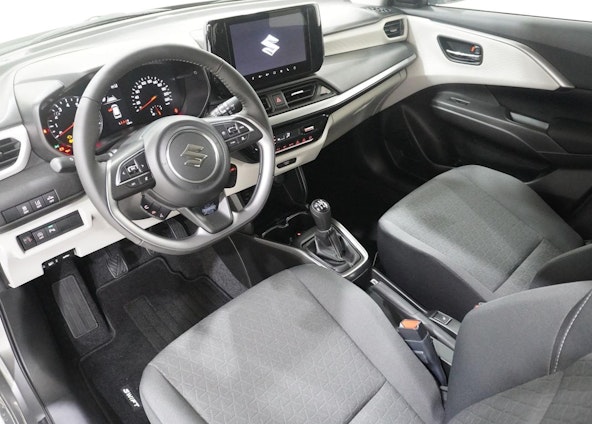 Vehicle image 7 Vehicle image 7