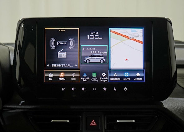 Vehicle image 17 Vehicle image 17