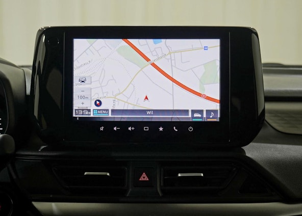 Vehicle image 16 Vehicle image 16