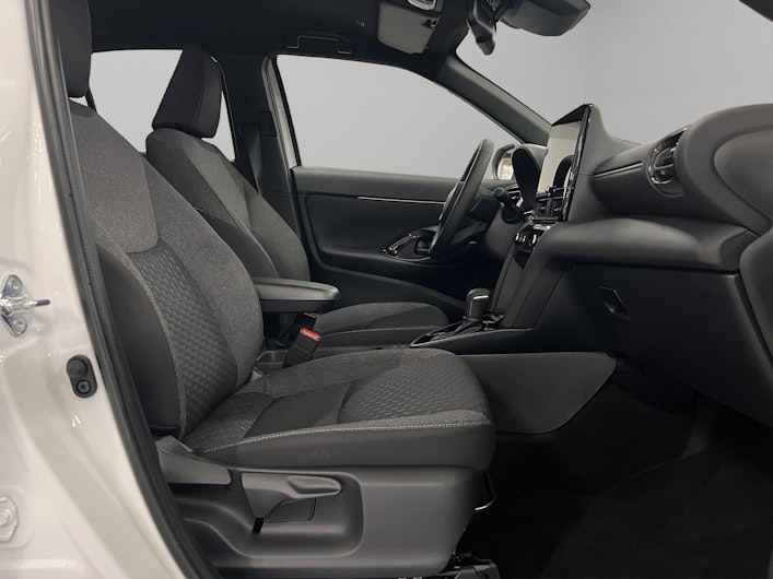 Vehicle image TOYOTA YARIS CROSS