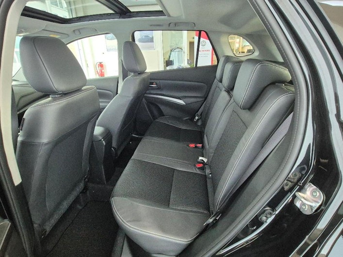 Vehicle image SUZUKI S-CROSS