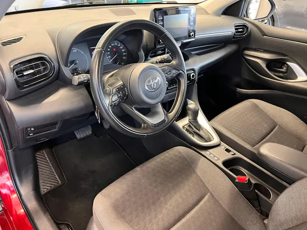 Toyota Yaris 1.5 VVT-i HSD Comfort
