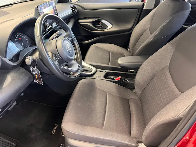 Toyota Yaris 1.5 VVT-i HSD Comfort