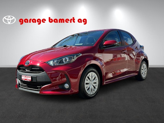 First vehicle image