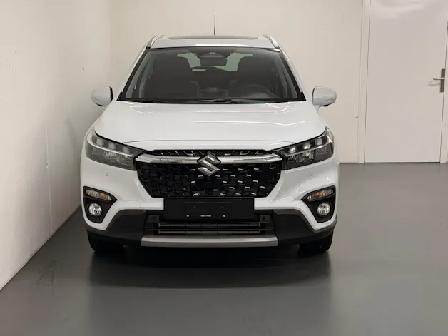 Suzuki S-Cross 1.4 T Compact Top Hybrid 4x4