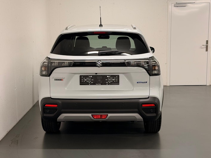 Vehicle image SUZUKI S-CROSS