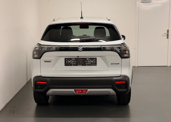 Vehicle image 14 Vehicle image 14