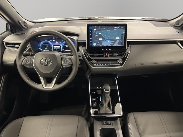 Vehicle image TOYOTA COROLLA CROSS