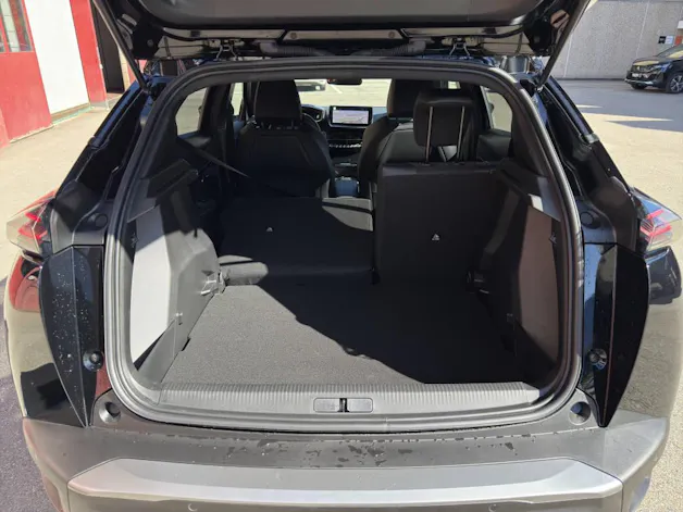 Peugeot 2008 Hybrid 145 e-DCS6 GT
