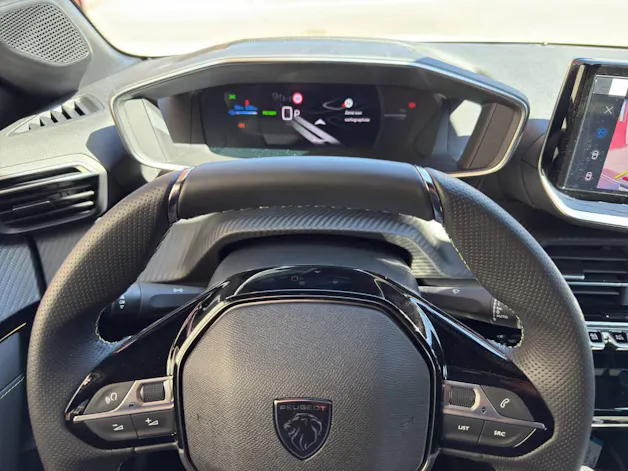 Peugeot 208 Electrique 156 ch (115 kW) GT