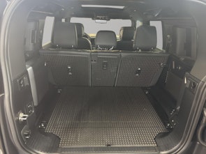 Vehicle image LAND ROVER Defender 110 5.0 V8 SC