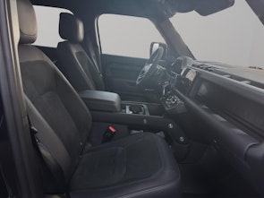 Vehicle image LAND ROVER Defender 110 5.0 V8 SC