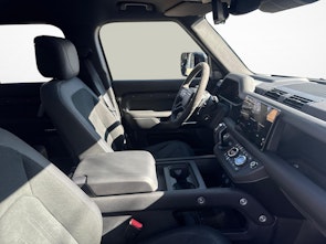 Vehicle image LAND ROVER Defender 110 5.0 V8 SC