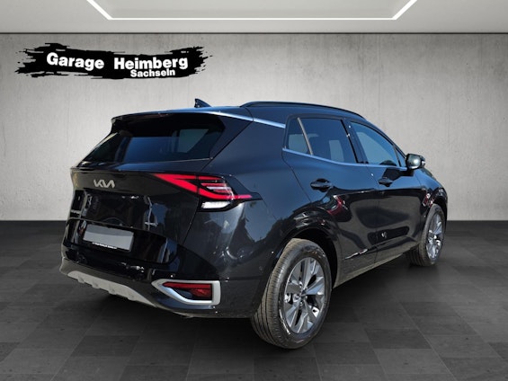 Vehicle image 4 Vehicle image 4