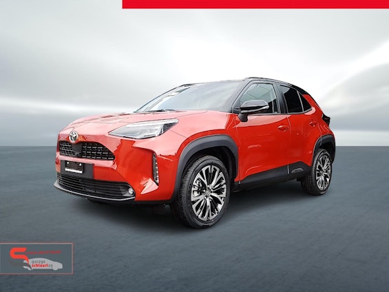 First vehicle image