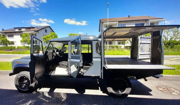 Land Rover Defender 130 Doppelkabine Pickup 2.4 TD4