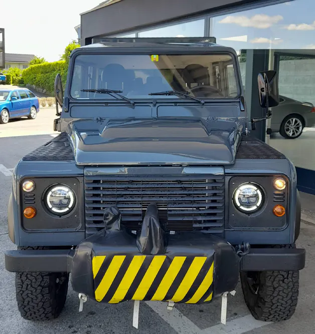 Land Rover Defender 130 Doppelkabine Pickup 2.4 TD4