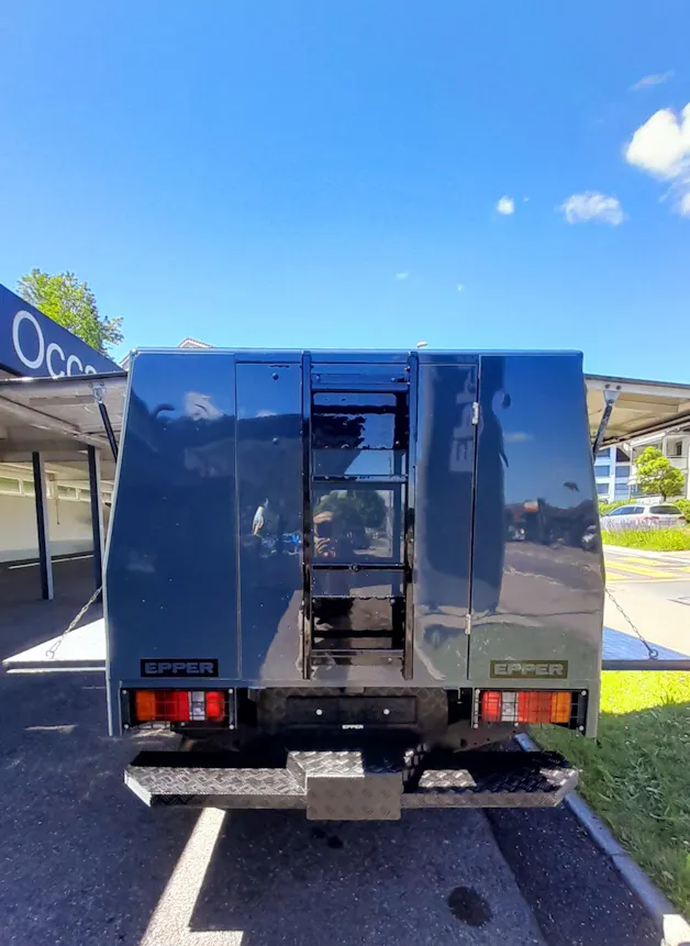 Land Rover Defender 130 Doppelkabine Pickup 2.4 TD4