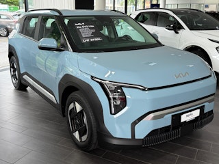 Vehicle image KIA EV3 0 Vehicle image KIA EV3 0