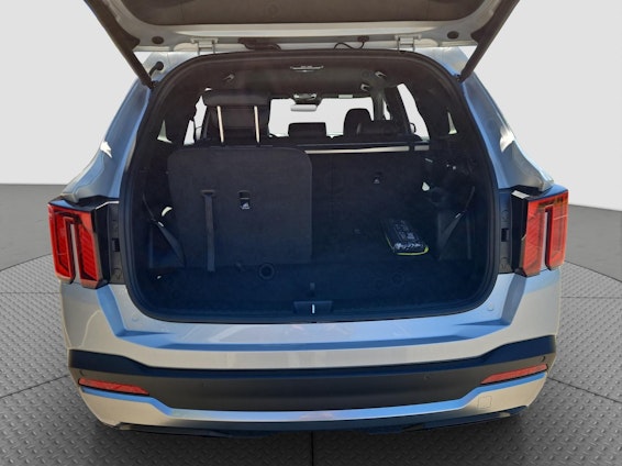 Vehicle image 7 Vehicle image 7