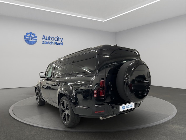 Vehicle image LAND ROVER DEFENDER