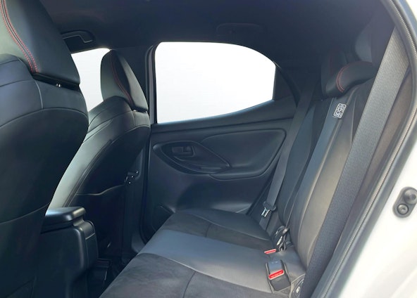 Vehicle image 9 Vehicle image 9