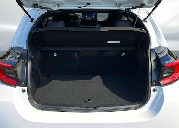 Vehicle image 19 Vehicle image 19