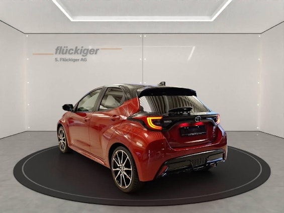 Vehicle image 6 Vehicle image 6