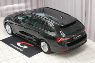 Škoda Octavia Combi 2.0 TDI Ambition DSG 4x4
